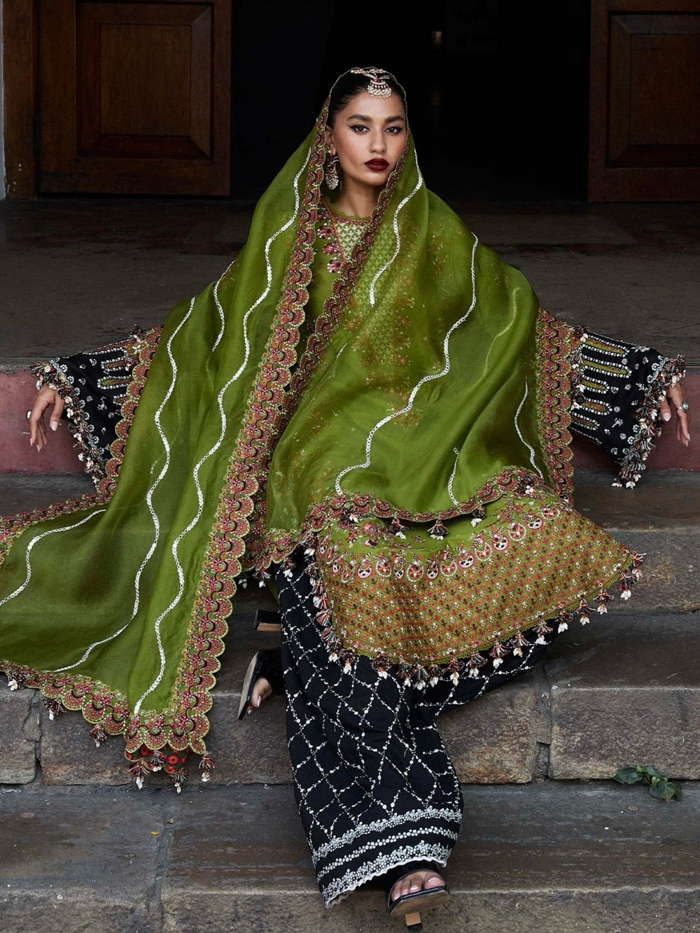 Embellished Olive Green Women Palazzo Pants Set - Picture 3 of 6